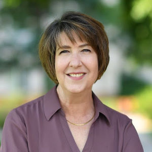 Meet your Posher, Janet